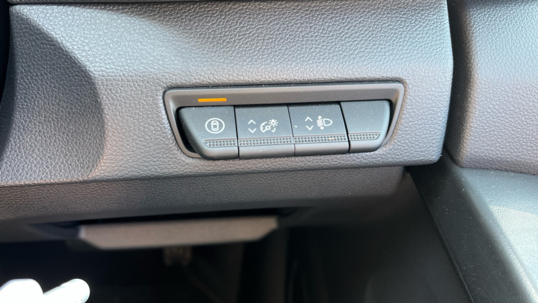 Renault Trafic Swb Diesel SL30 Blue dCi 130 Advance [Safety] Van